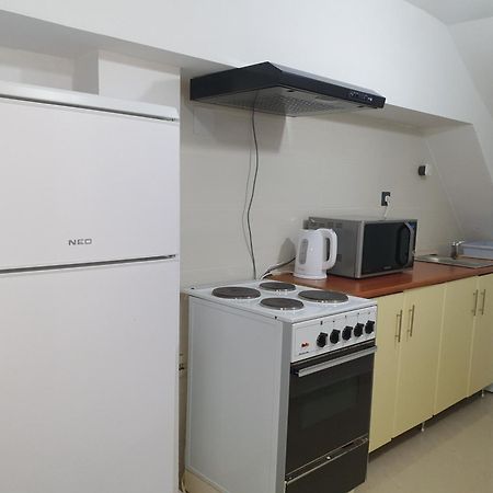 Sweet Basement Suteren Apartments Parking 5 Euro 斯科普里 外观 照片